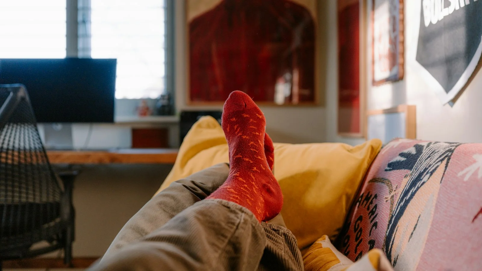 9 Signs People Say Mean a "Sluggish" Lymphatic System (and What Each One Usually Is)